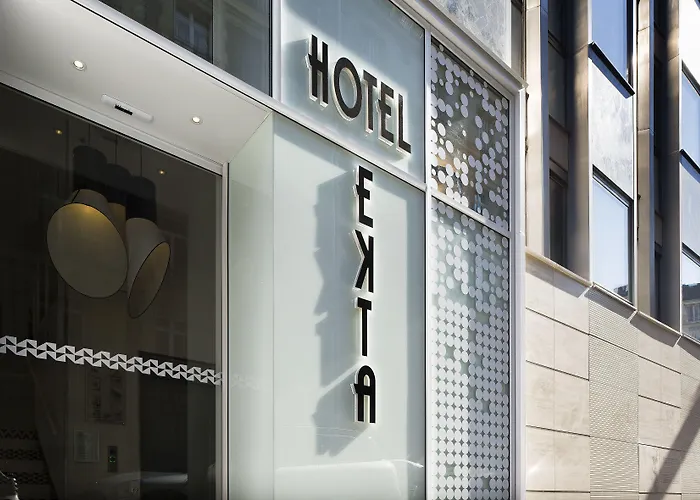 Hotel Ekta Champs Elysées Parigi